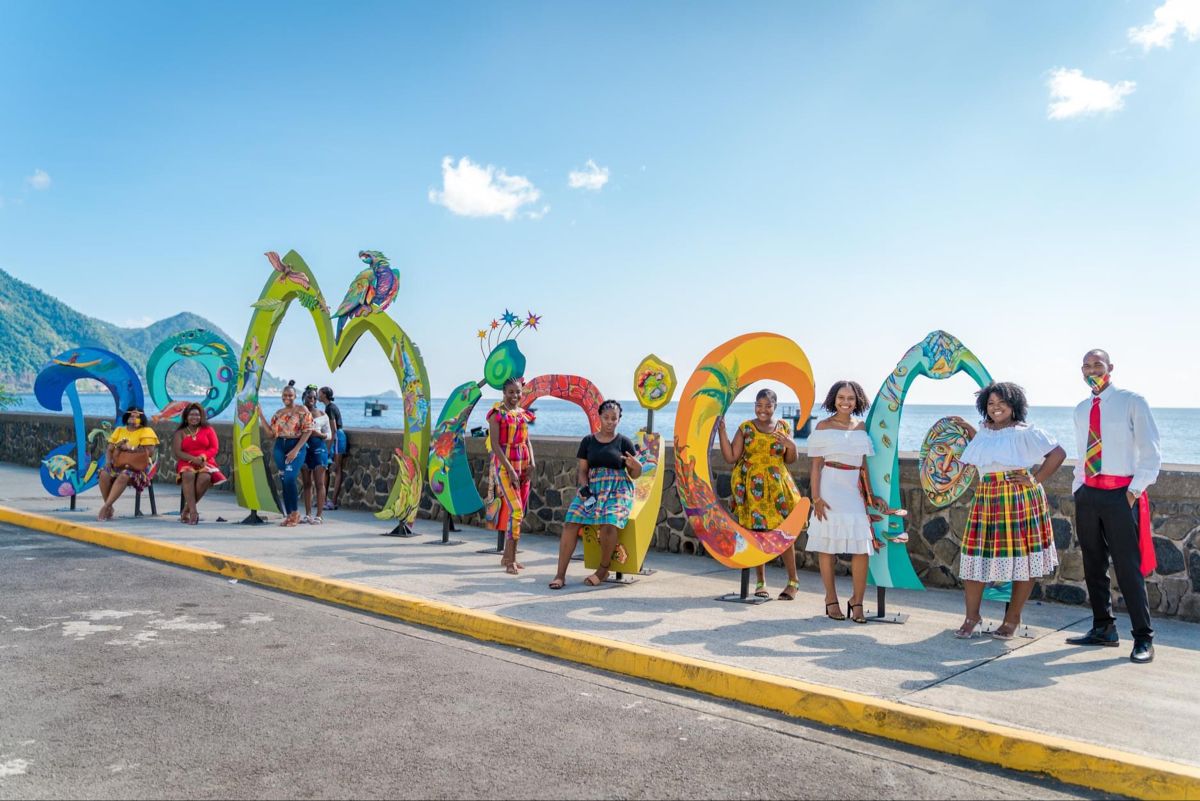 Khám phá sở hữu hộ chiếu Dominica có lợi gì với 10 quyền lợi nổi bật như miễn visa, tối ưu thuế và bảo vệ tài sản. Tìm hiểu chi tiết cùng AT Express.